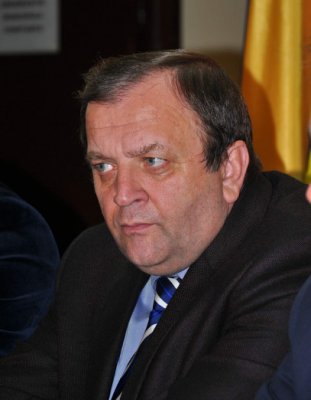 Flutur: Nu se poate să-ţi aduci aminte de Bucovina doar la 28 noiembrie şi o ignori la regionalizare